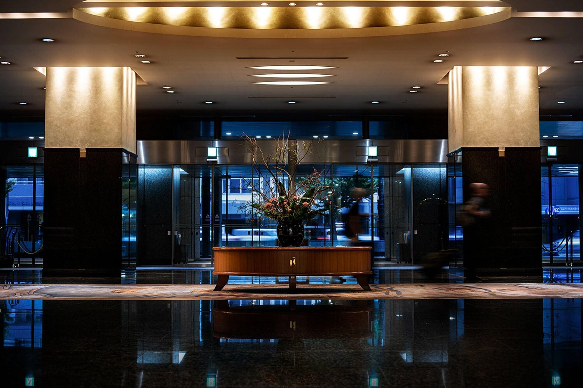 فندق رويتون سابورور المظهر الخارجي الصورة The lobby of the hotel