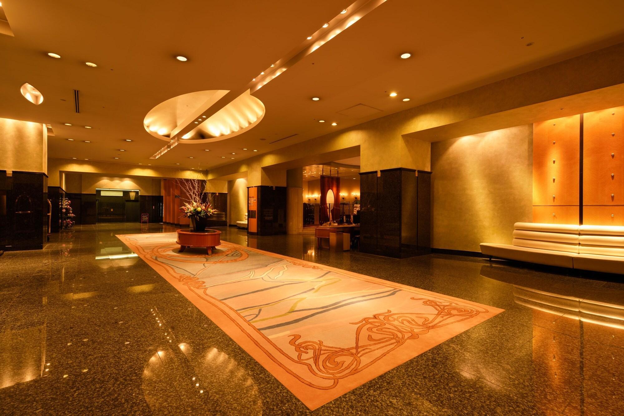 فندق رويتون سابورور المظهر الخارجي الصورة The lobby of the hotel