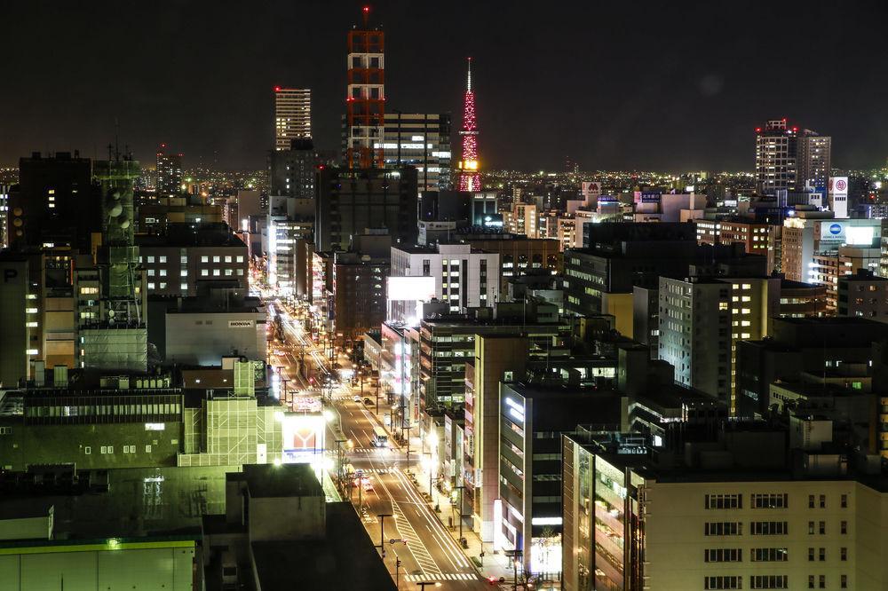 فندق رويتون سابورور المظهر الخارجي الصورة View of the city at night